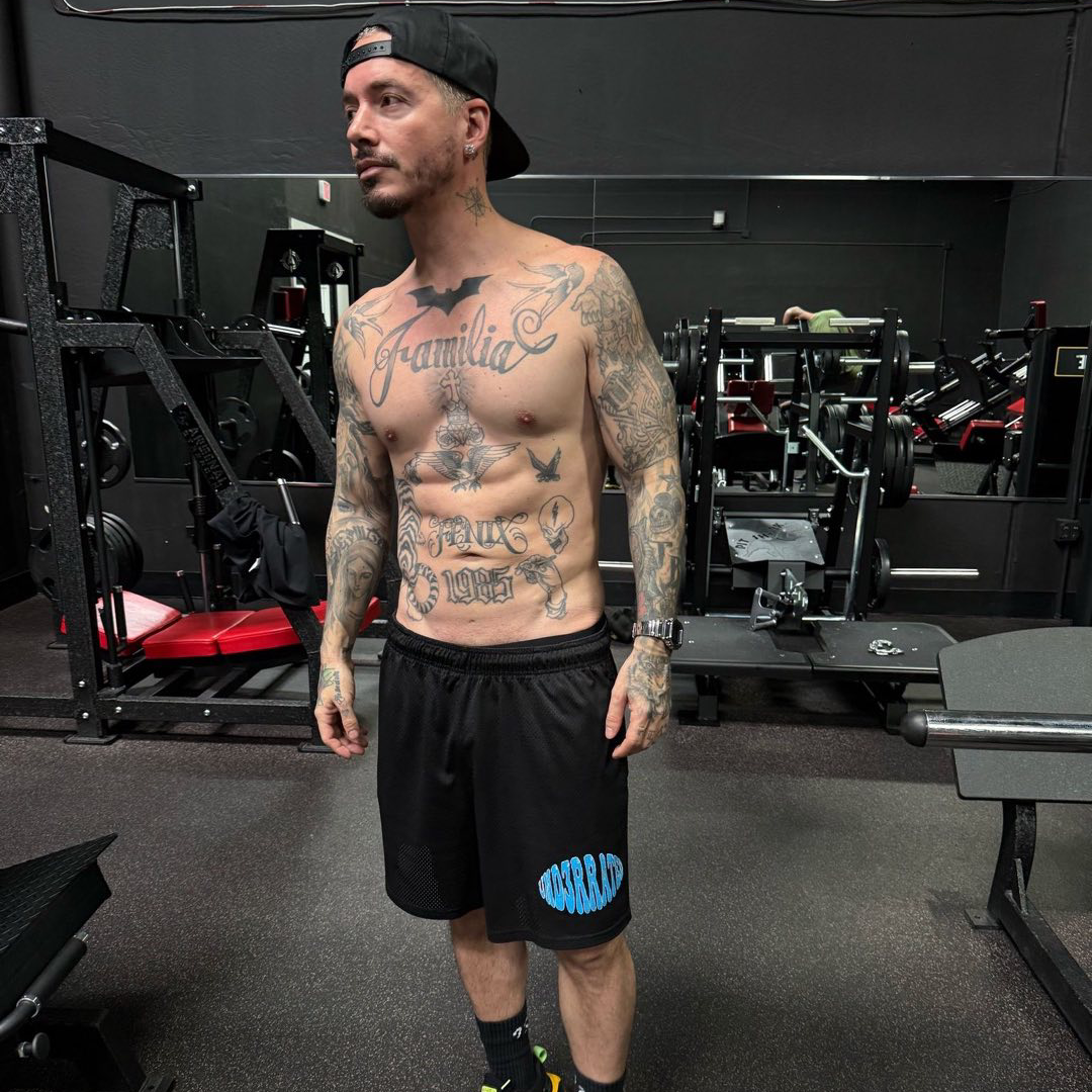 El cantante comparte consejos para cuidar la salud mental y encontrar equilibrio en la vida (Crédito: @jbalvin)