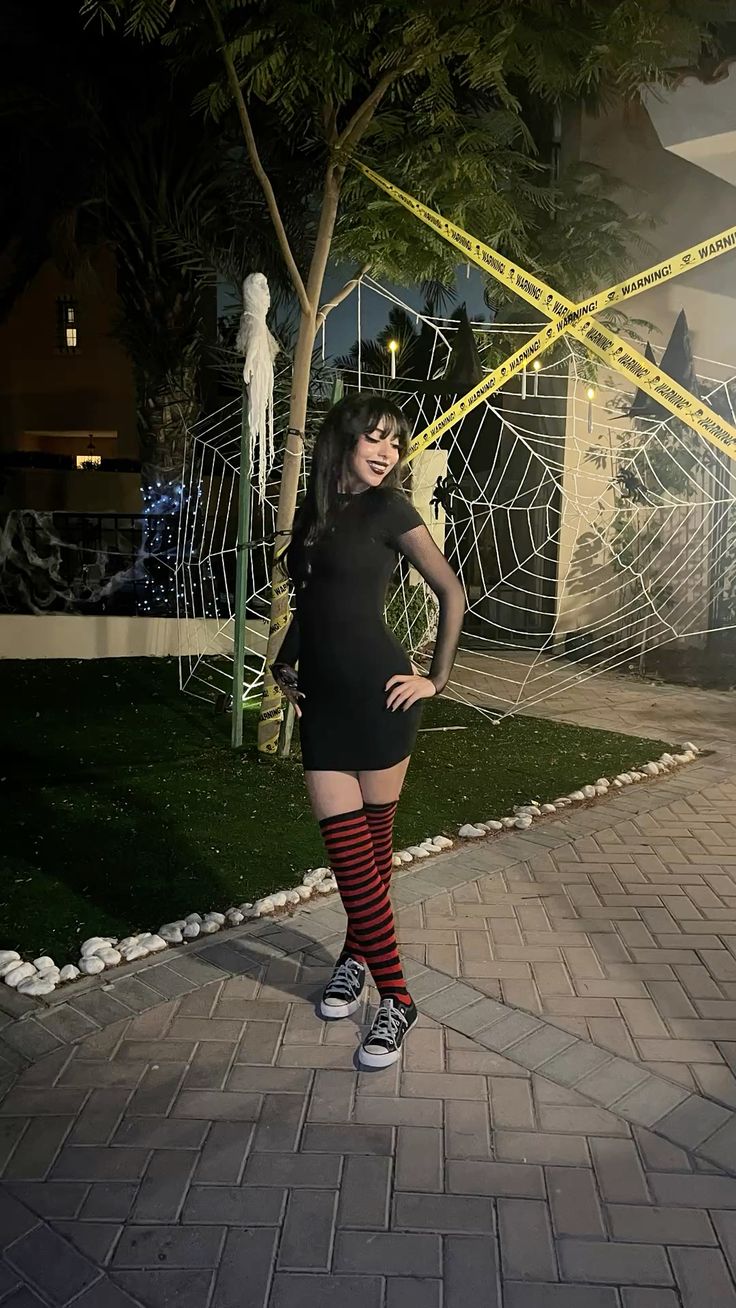 Un gran ejemplo de cómo algunos disfraces pueden ser creativos pero fáciles de armar. (Créditos: Pinterest @m00nk1ss3d_)