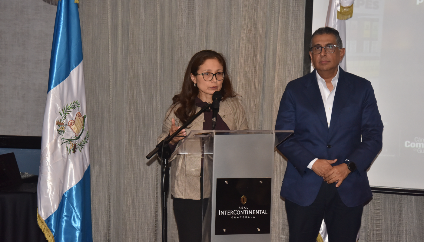 TACASA y la Cámara de Comercio unen esfuerzos para promover la venta responsable de vapes en Guatemala (Crédito: Cortesía)
