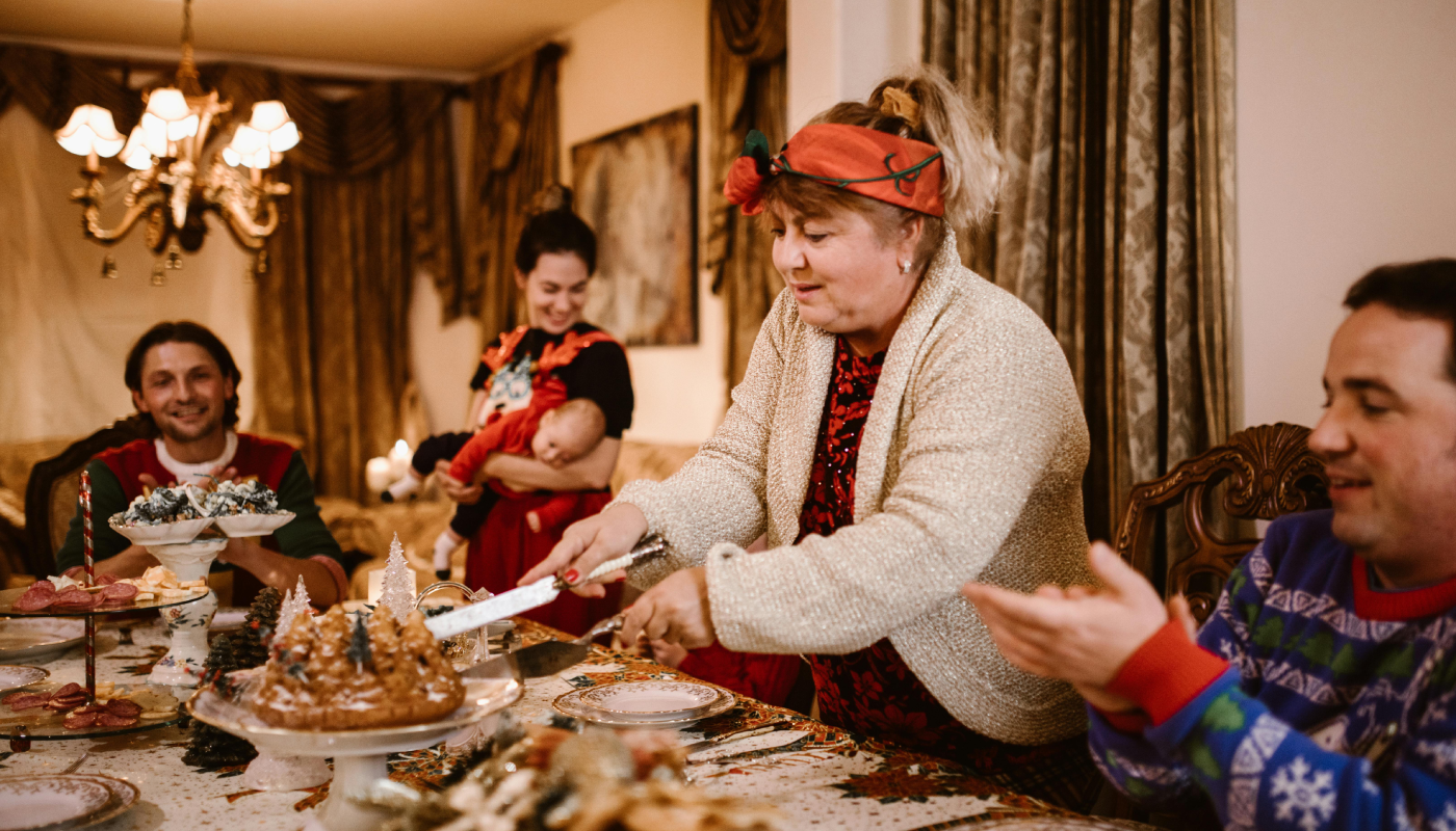 La vigilia medieval que dio origen a nuestra cena nocturna (Créditos: Pexels @RDNE Stock project)