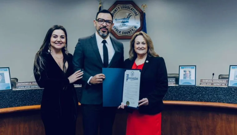 Alexander Escobar: guatemalteco que fortalece el liderazgo latino desde NY