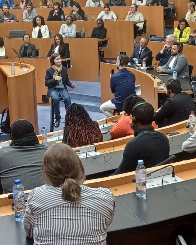 Laurent Simons, con solo 15 años, obtuvo un doctorado en Física Cuántica (Crédito: @laurent_simons)