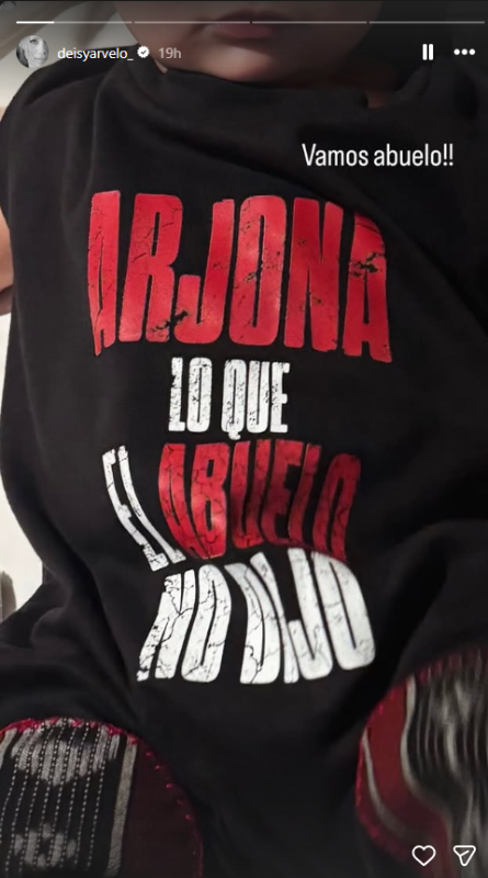 Ricardo Arjona enterneció a sus fans al compartir un momento especial y lleno de reflexión junto a su nieta (Crédito: @deisyarvelo_)