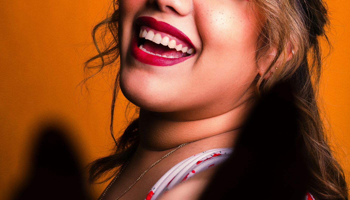 Lo pequeño es poderoso: hábitos que transforman tu día. (Créditos: Pexels @Oss Leos)