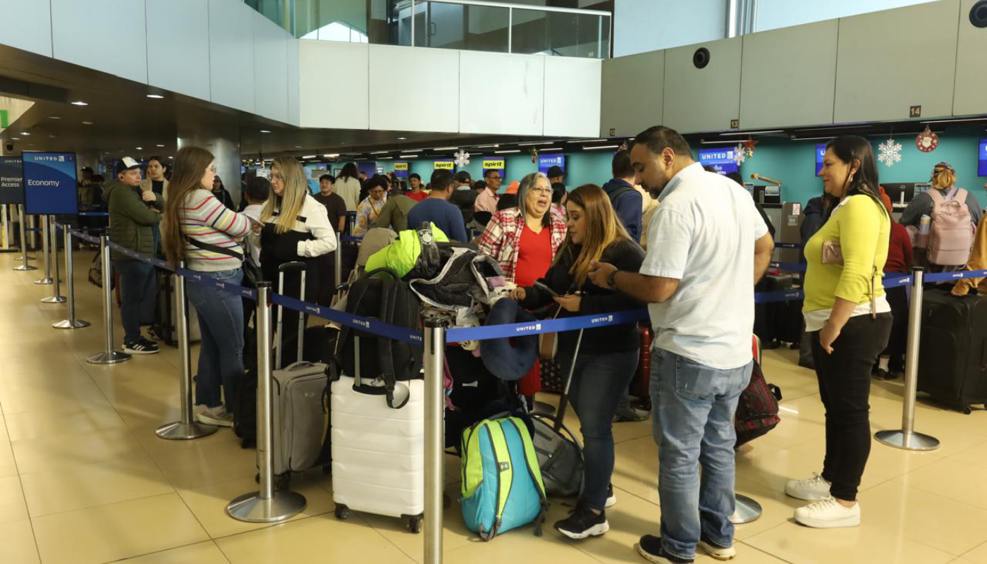 Hoy, 22 de diciembre, La Aurora enfrenta un flujo histórico de hasta 900 pasajeros por hora (Crédito: Ministerio de Comunicaciones, Infraestructura y Vivienda)