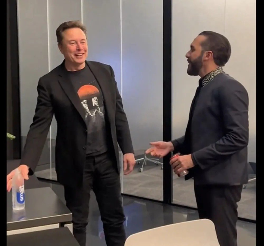 IA revoluciona la educación pública en El Salvador y marca un antes y después (Crédito: X)