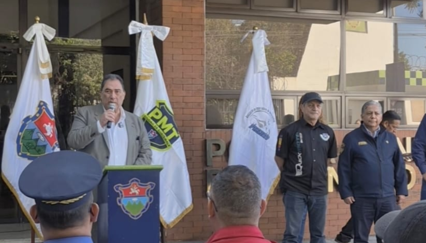 ASIM entrega pintura vial para fortalecer motovías de Guatemala