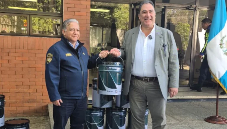 ASIM entrega pintura vial para fortalecer motovías de Guatemala