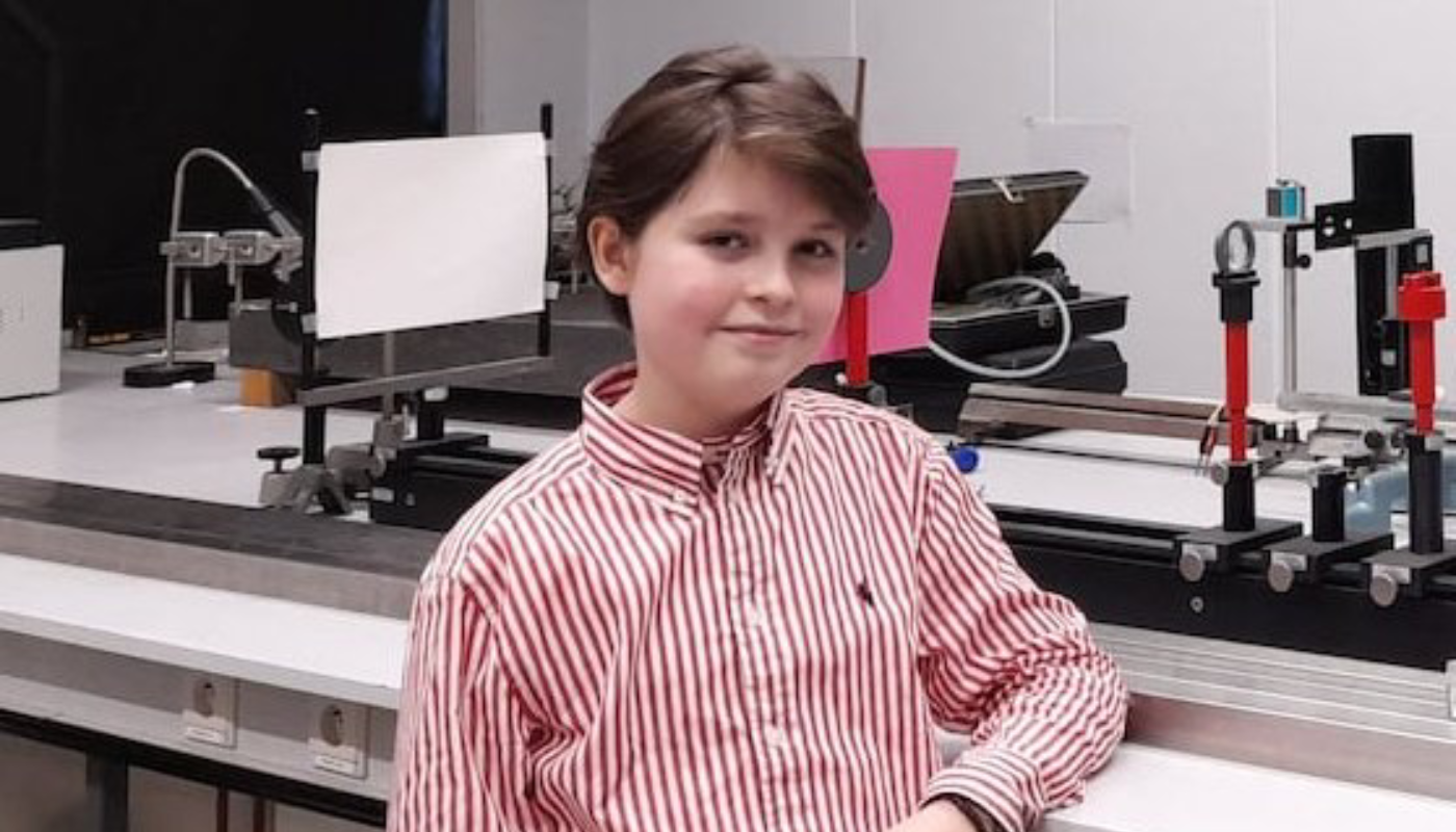 Laurent Simons: el prodigio de 15 años con maestría en física