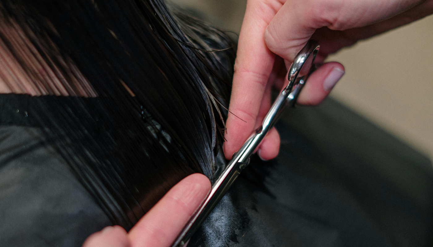 Cuidados simples que transforman tu melena.