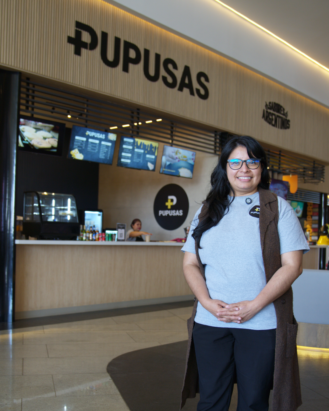 +Pupusas abre sus puertas con un concepto práctico inspirado en uno de los platillos más populares de la región