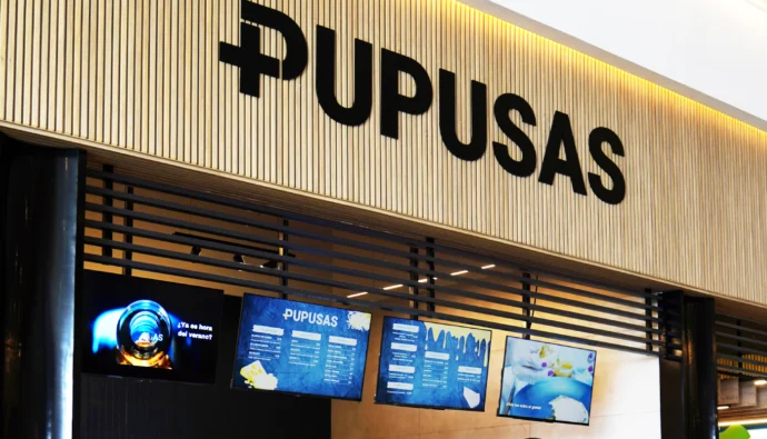 +Pupusas abre sus puertas con un concepto práctico inspirado en uno de los platillos más populares de la región